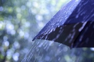 Lluvia paraguas 768x432 1