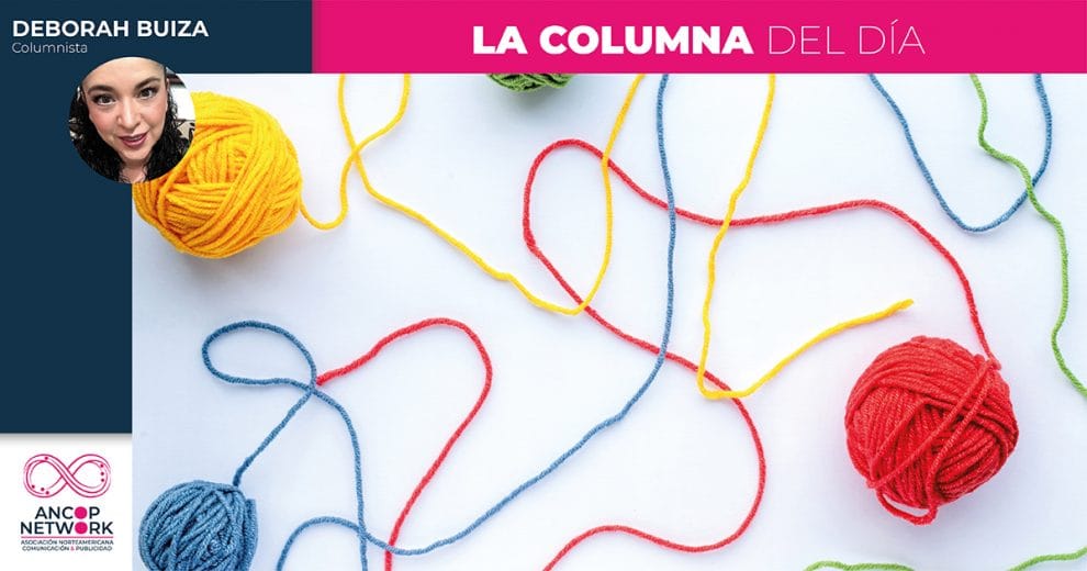 Madejas de estambre 9 Columna Deborah Buiza