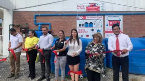 invitados evento realizaron corte liston 0 137 1080 672