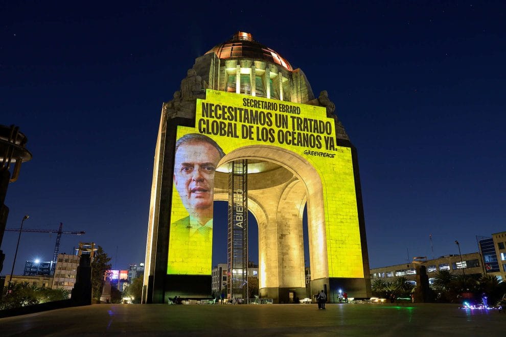 Proyectan otro mensaje a favor del planeta 11 c7eda589 gp0stv78m pressmedia 2048x1366 1