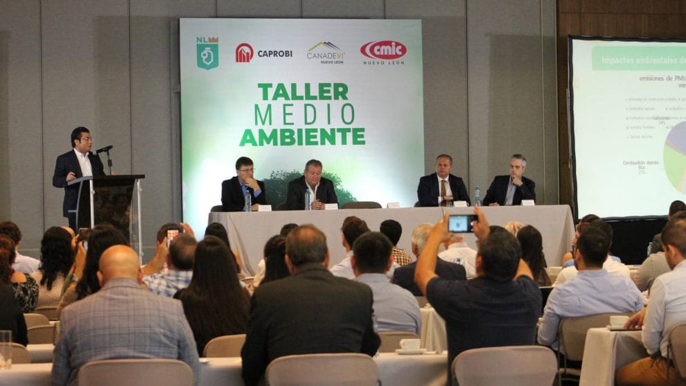 Constructores se capacitan para preservar el entorno 11 7X77OXKMPFCLJLC3P3262PMYMY