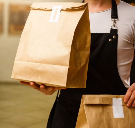 Más allá del plástico: las bolsas de papel están revolucionando el empaque en la era del comercio electrónico