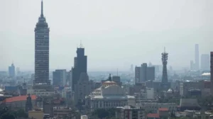 Radiación UV extrema y riesgo moderado por calidad del aire en CDMX