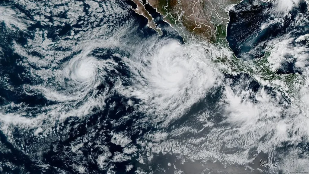 Huracán Priscilla se fortalece: alerta por vientos y lluvias en el Pacífico mexicano 12 316161fcb716313897e3f521b8f25318