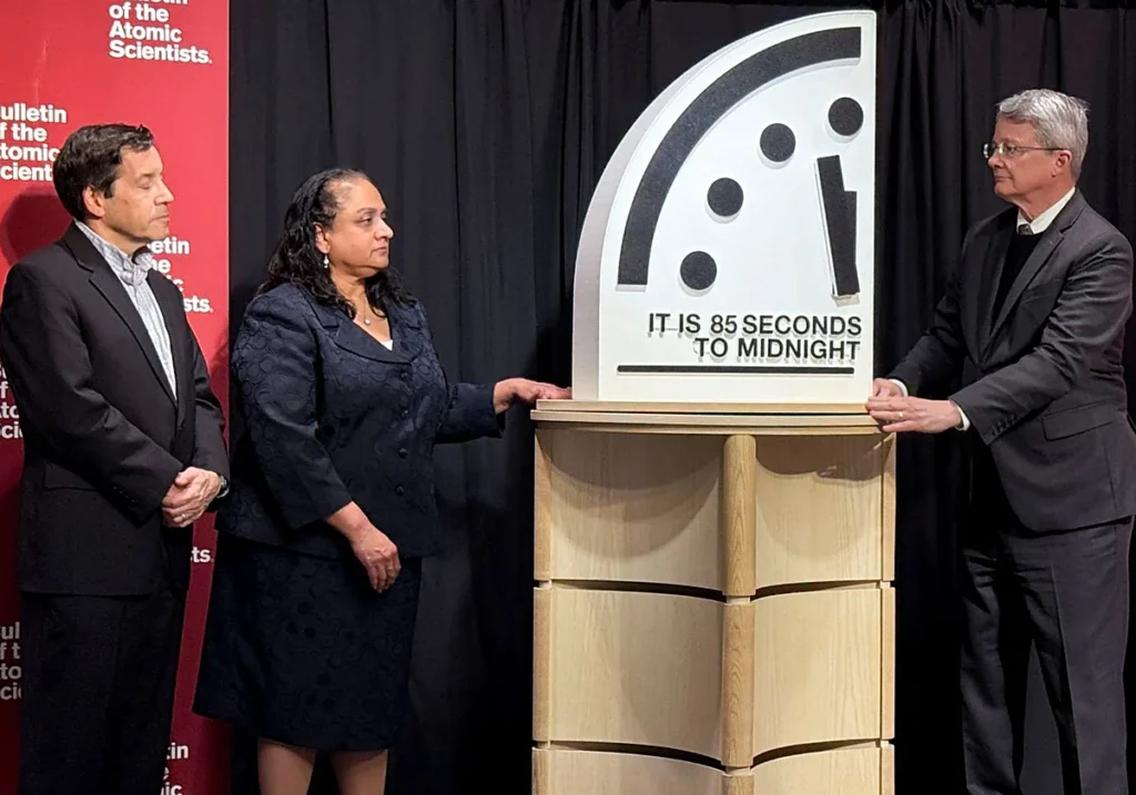 El deterioro de la seguridad global acelera el Reloj del Juicio Final 11 El deterioro de la seguridad global acelera el Reloj del Juicio Final