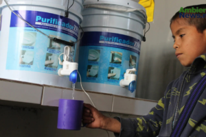 UNICEF y Chiapas trazan ruta para garantizar agua en todas las escuelas