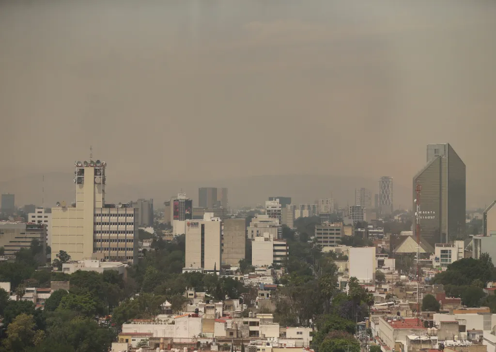 El 99% del mundo respira aire contaminado: estrecha relación con el cambio climático 11 aire contaminado