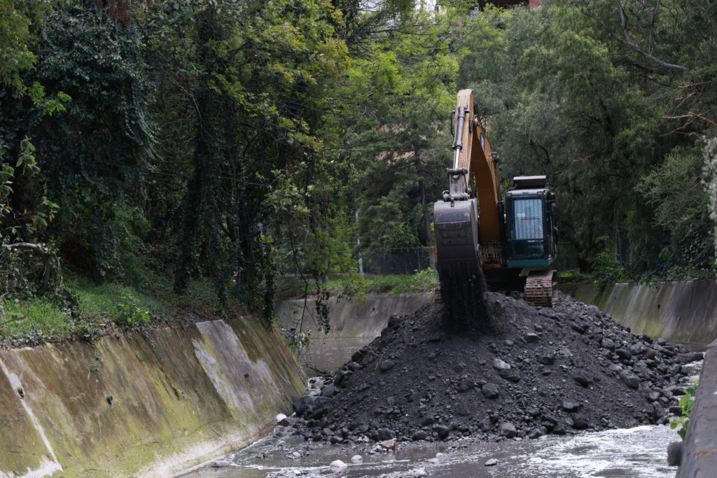 Huixquilucan cumple compromisos y avanza en el saneamiento de la Presa El Capulín 12 image 240