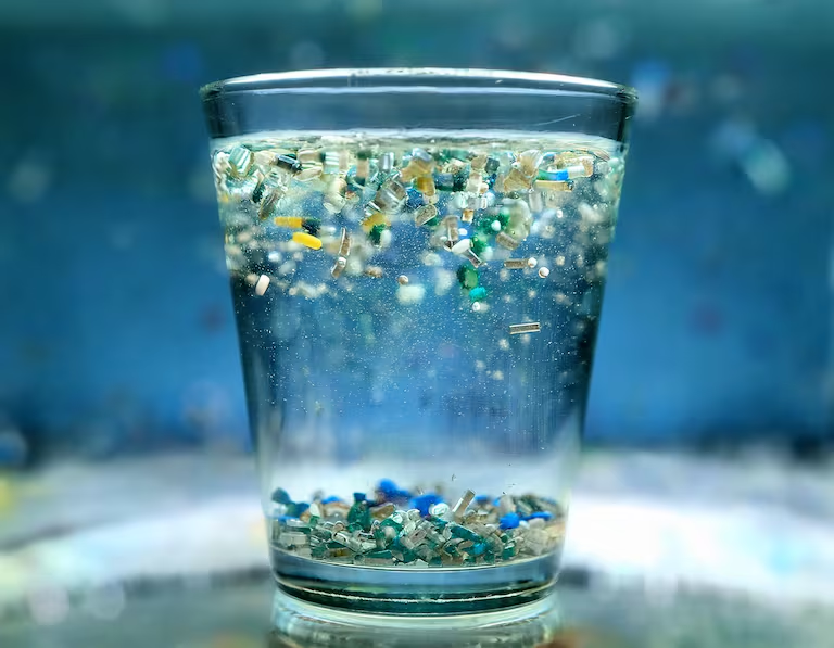 Nanotecnología en la filtración de micro plásticos en agua potable 11 image 424