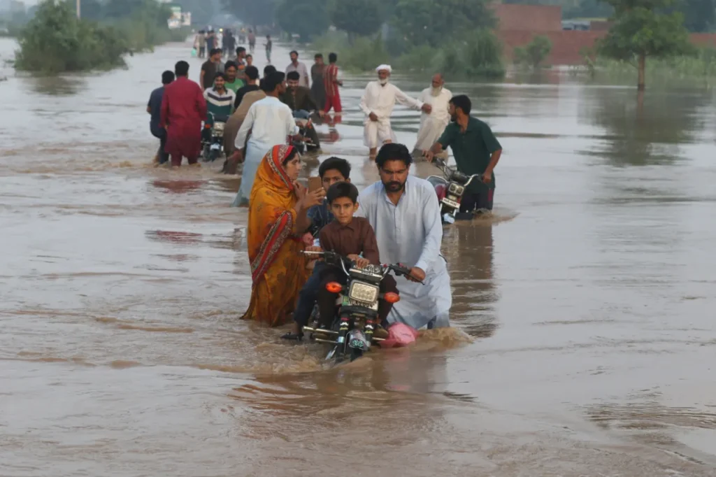 Devastadoras inundaciones en Pakistán: al menos 28 fallecimientos y casi 1.5 millones de personas desplazadas 11 inundaciones