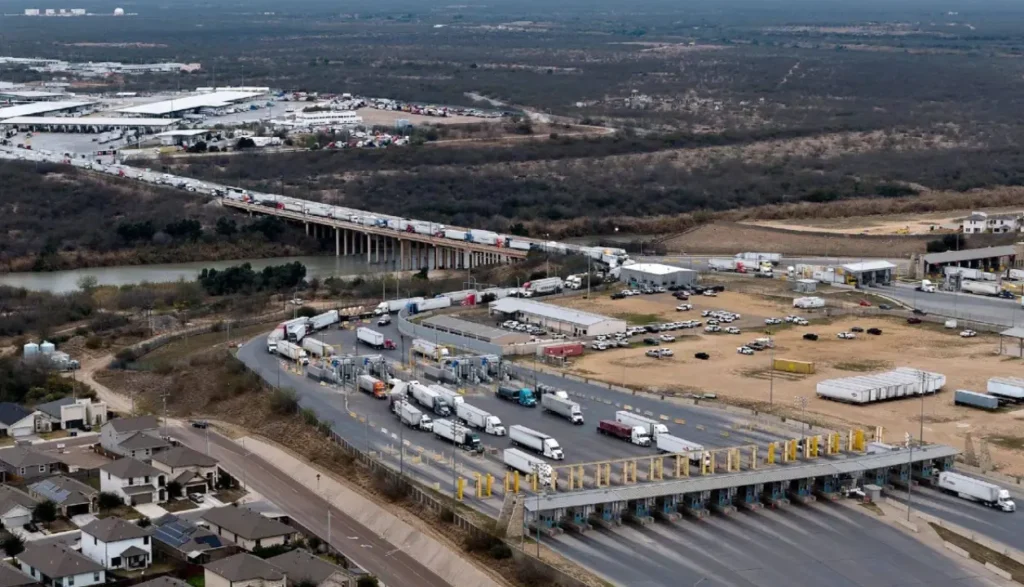 refuerzan supervision en aduana de tamaulipas para evitar el huachicol ea31fa6a focus 0 0 1479 828